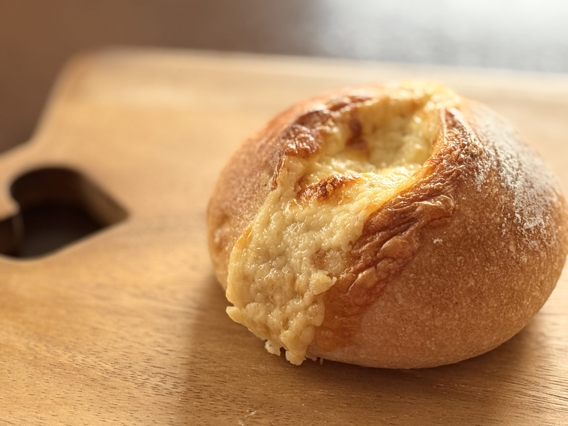 とろ～り４種のチーズのカンパーニュ